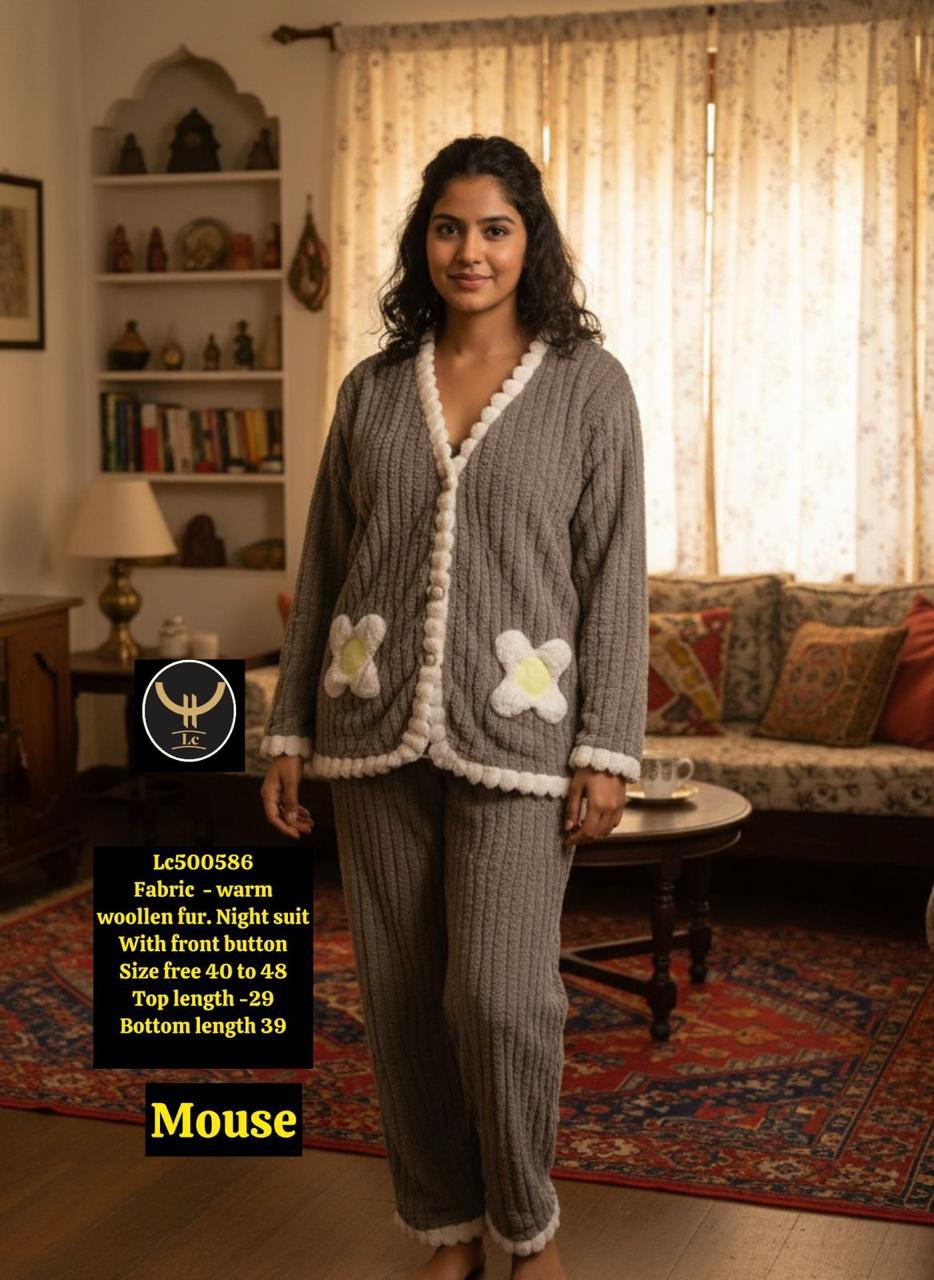 ultra-warm woollen fur night suit!