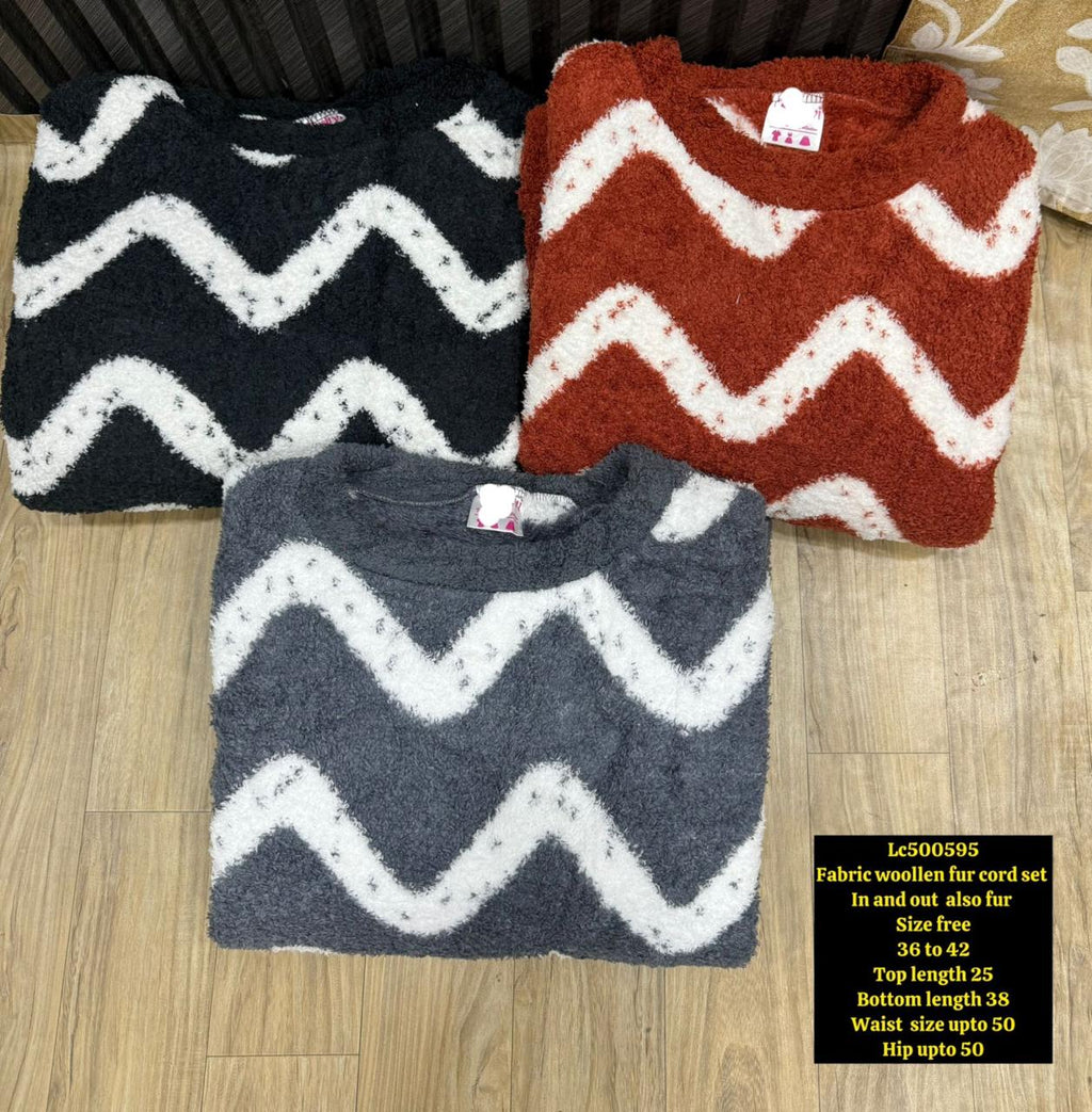 Stay cozy and stylish this season with this trendy woollen fur co-ord set!