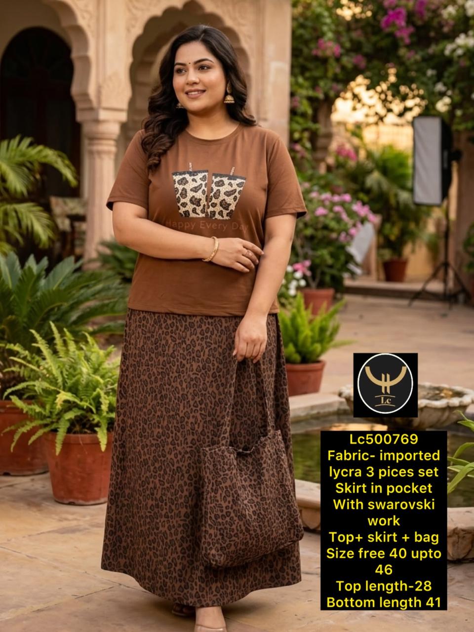 Indo-Western Printed 3-Piece Fusion Set: Crop Top, Skirt & Matching tote beg