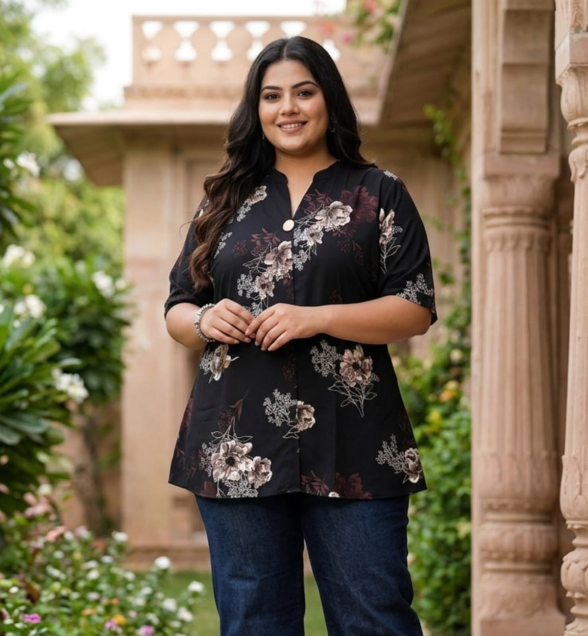 A Beaitiful Desiner Top Made For Effortless Everyday Style.